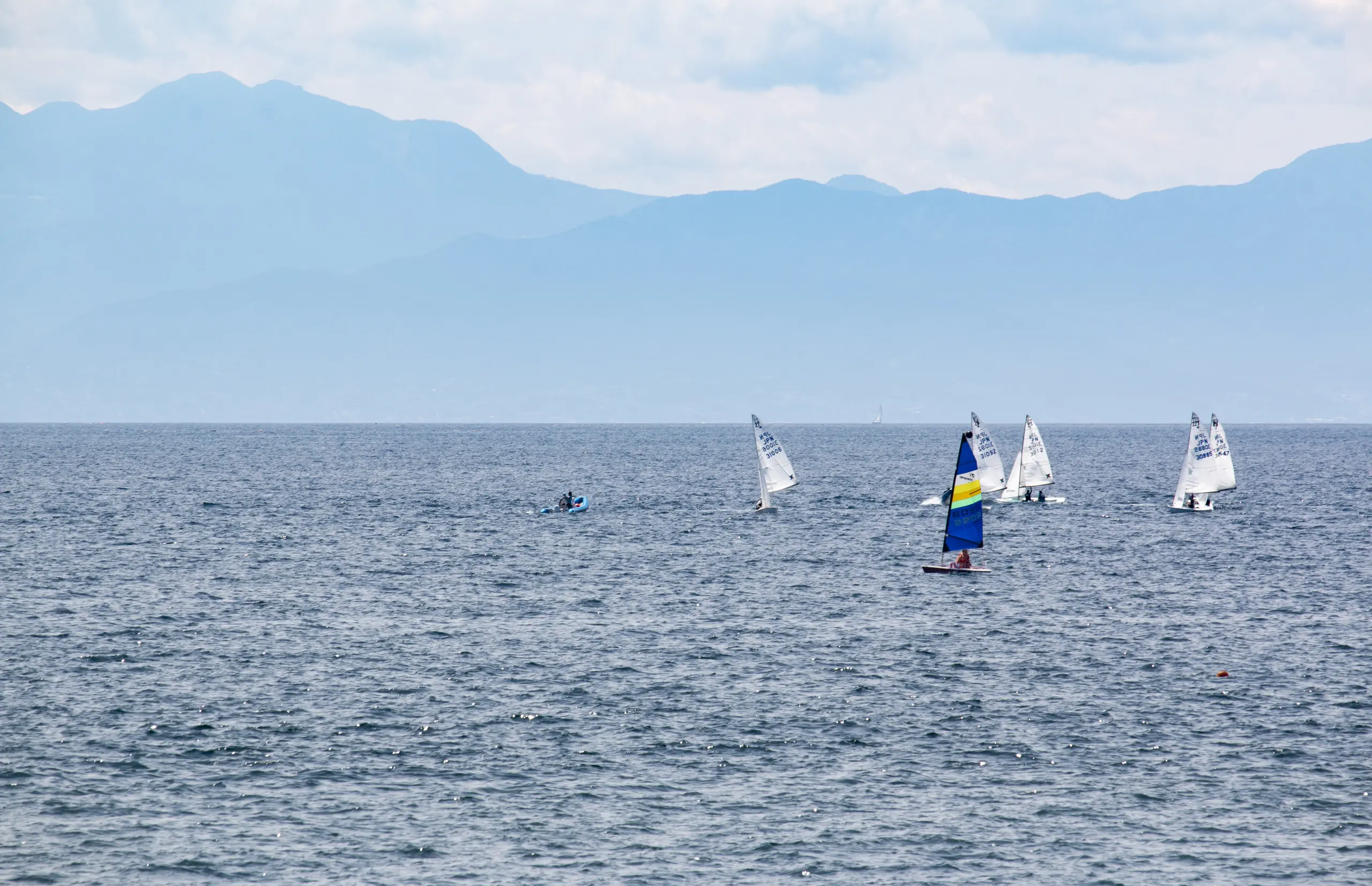 葉山→森戸大明神→立石公園→佐島