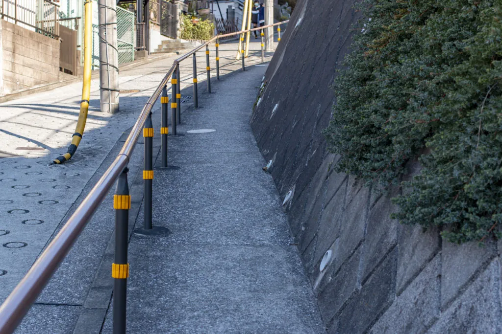 上大岡→黒船見物の丘→磯子→根岸