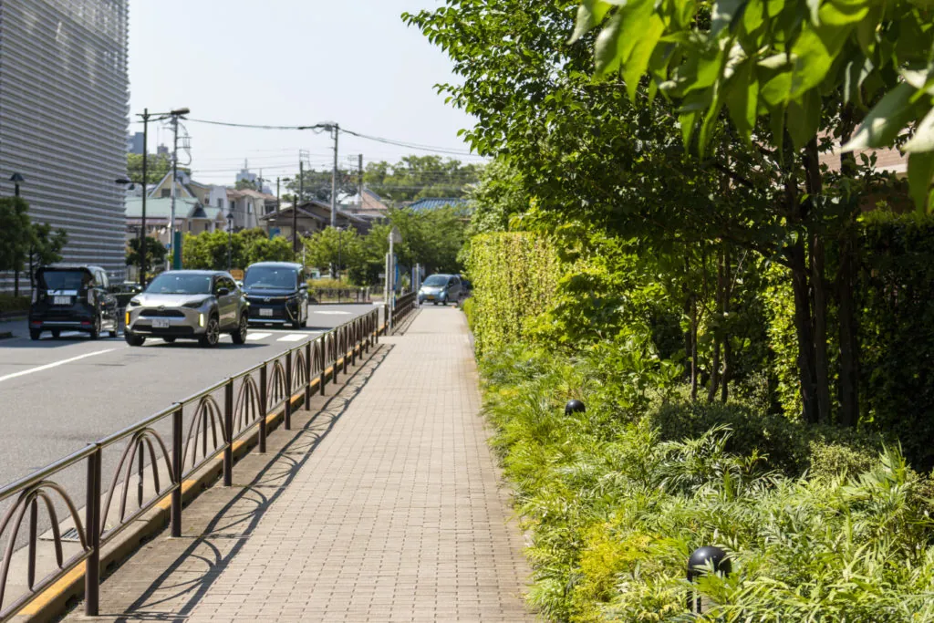 京成高砂→中川橋→銀河の塔→加平谷中地下歩道→竹ノ塚