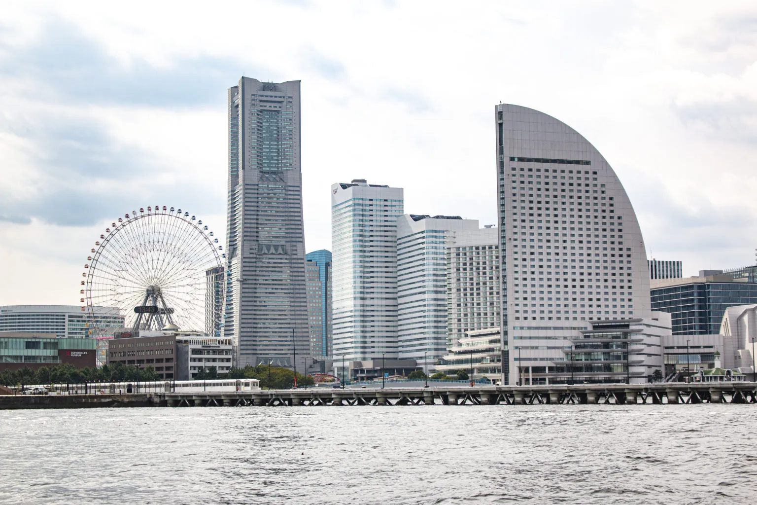 シーバス横浜からの景色