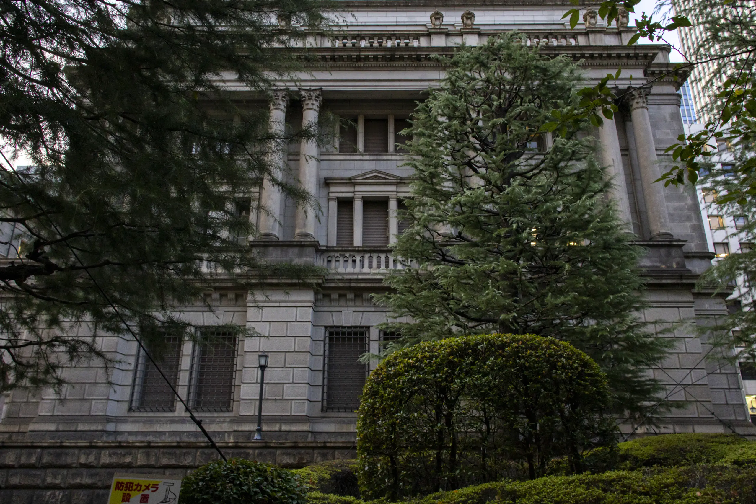 京橋→日本銀行→将門首塚→和気清麻呂像→皇居→東京大神宮→飯田橋駅