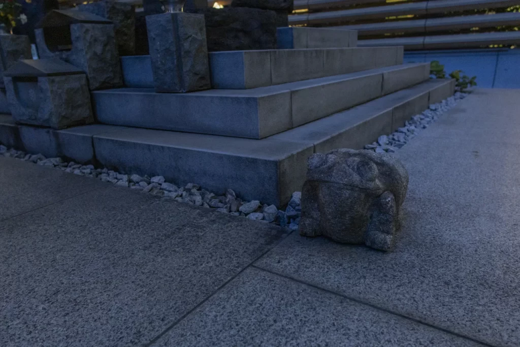 京橋→日本銀行→将門首塚→和気清麻呂像→皇居→東京大神宮→飯田橋駅