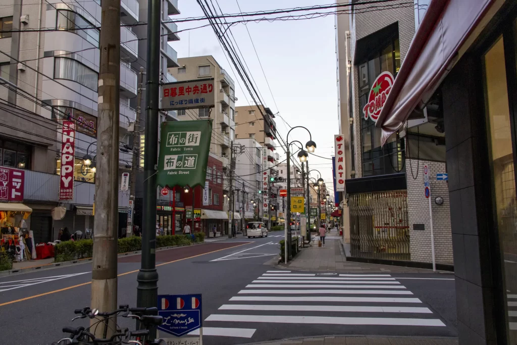 御徒町→上野→鶯谷→日暮里