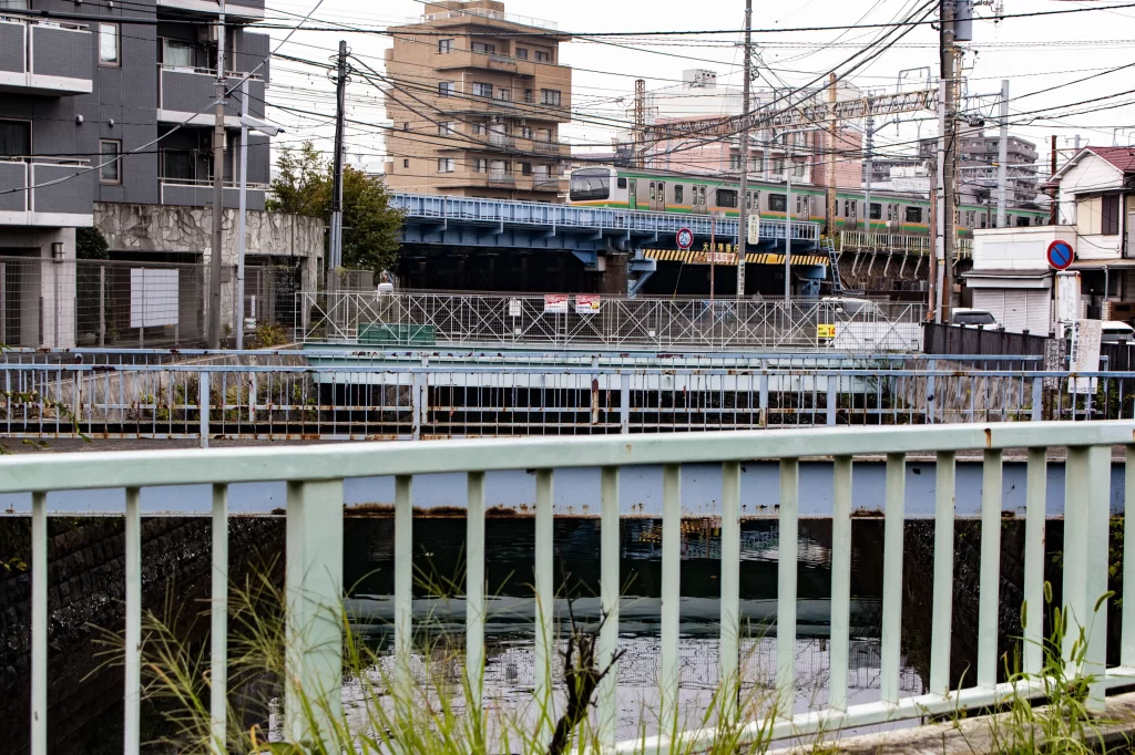 東神奈川→横浜