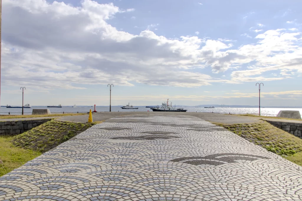 大黒ふ頭海釣り公園とMSCベリッシマ