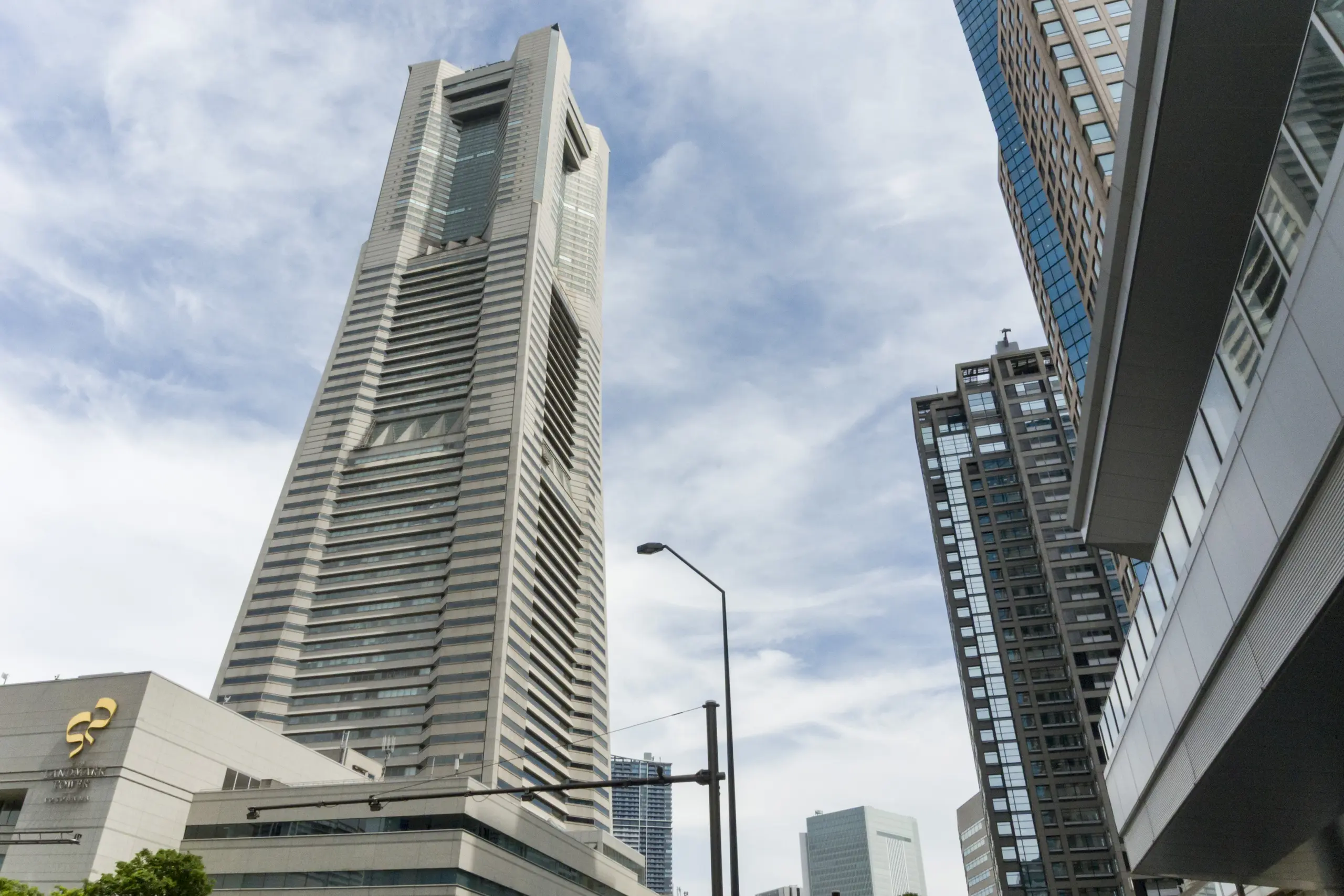 久しぶりにRicohGXRS10にて横浜