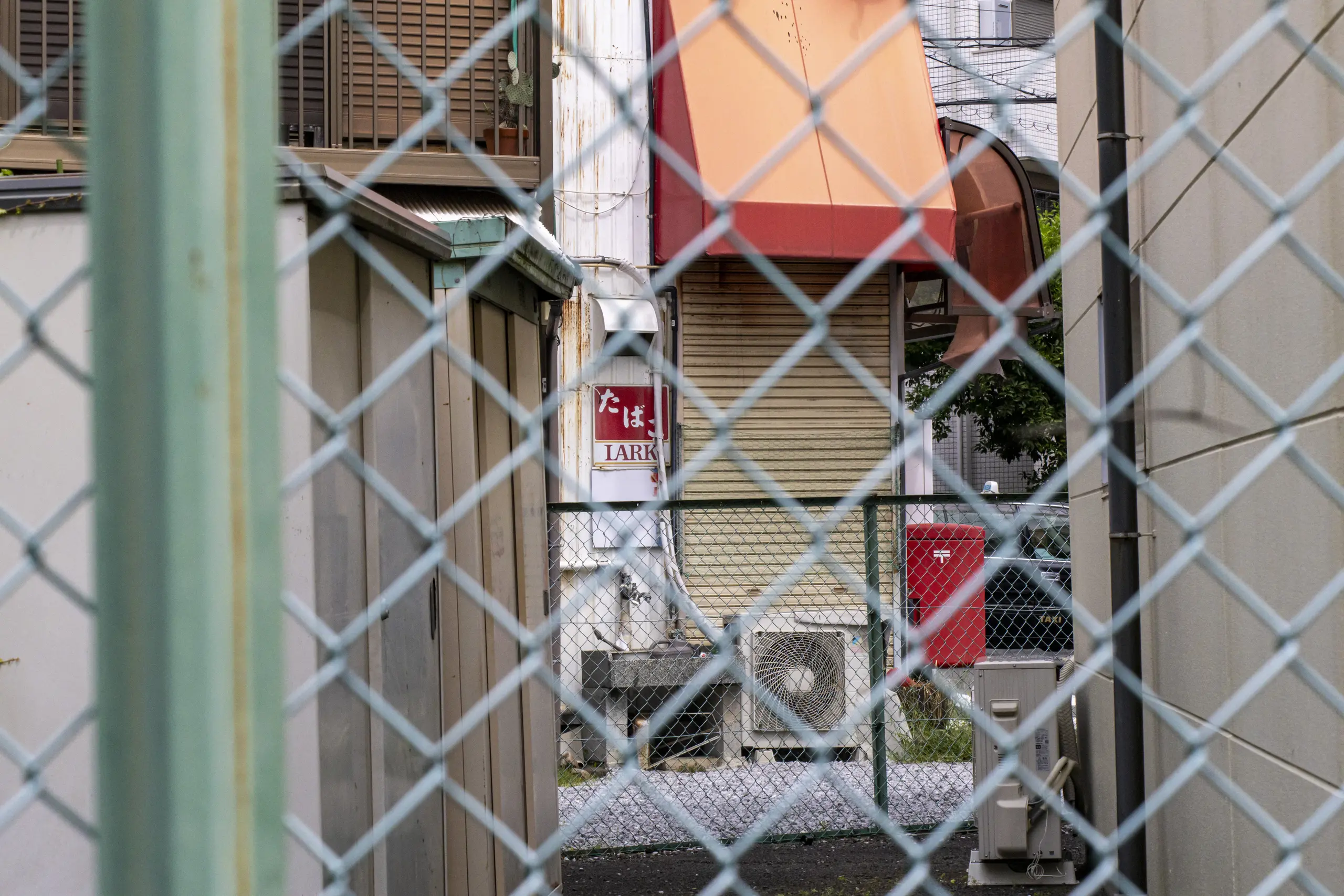 このタバコ、見ると撮りたくなる。